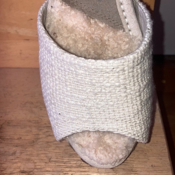 Cream UGG espadrilles - Picture 5 of 8